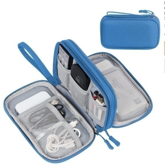 Cyan blue electronics travel organizer - Picture 1 of 13